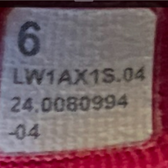 LULULEMON EBB TO STREET TANK SIZE 6 - Picture 5 of 5